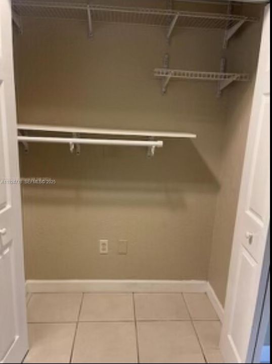 For Rent: $1,600 (1 beds, 1 baths, 533 Square Feet)