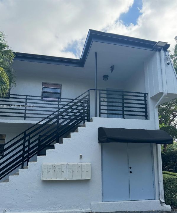 For Rent: $1,600 (1 beds, 1 baths, 533 Square Feet)