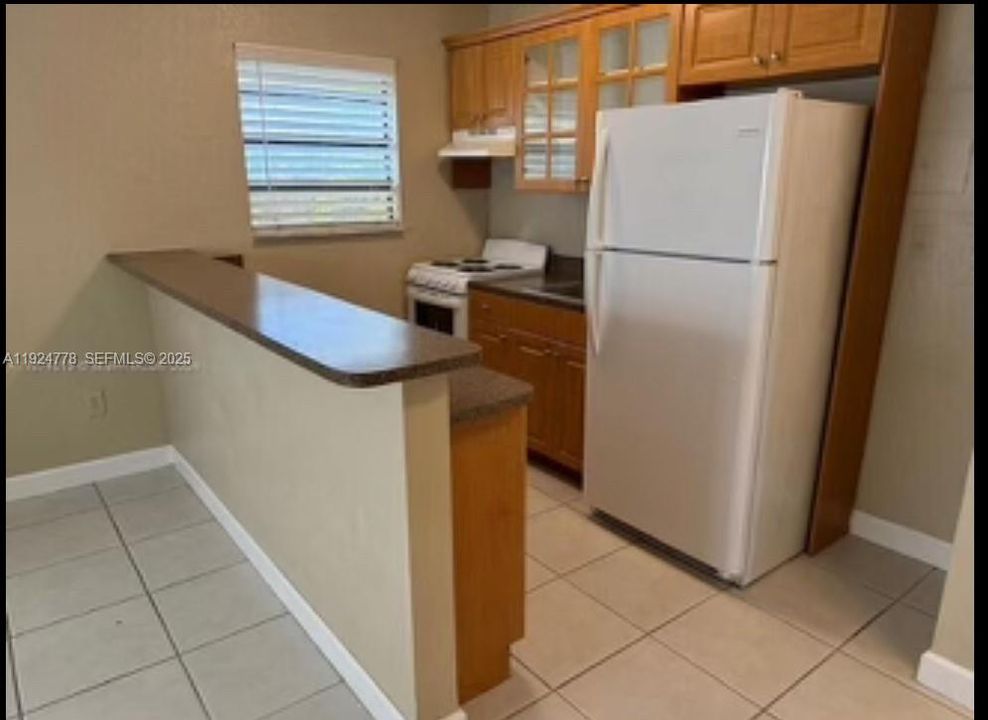 For Rent: $1,600 (1 beds, 1 baths, 533 Square Feet)