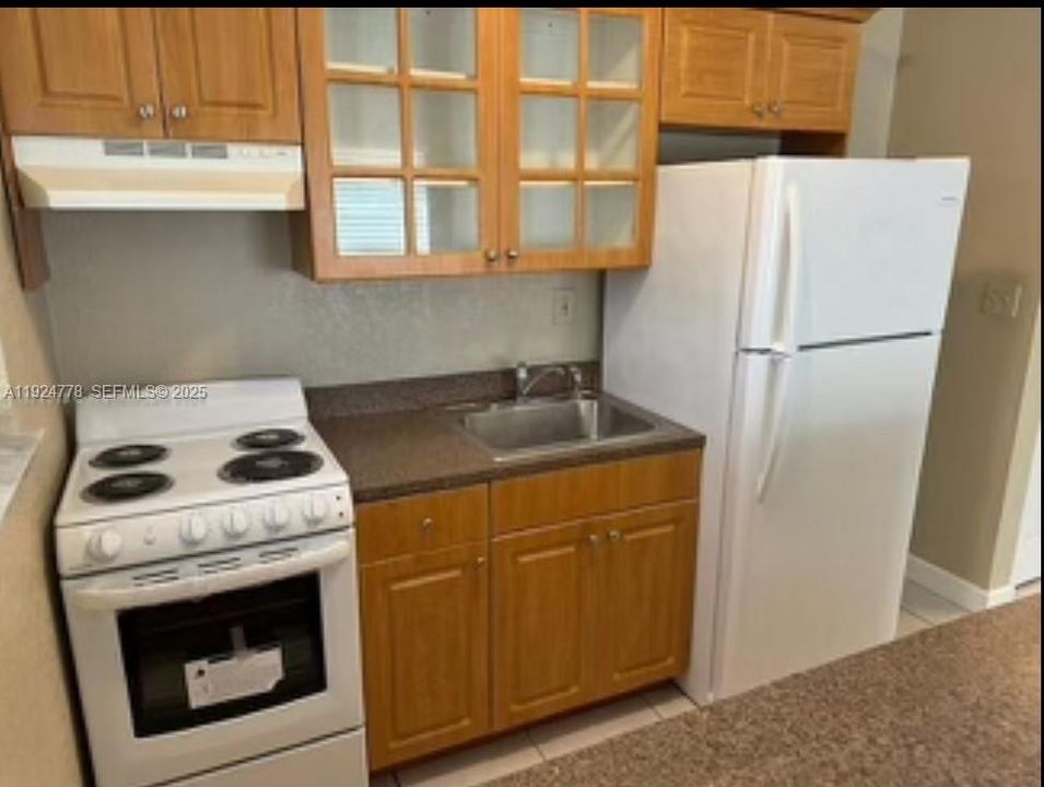 For Rent: $1,600 (1 beds, 1 baths, 533 Square Feet)