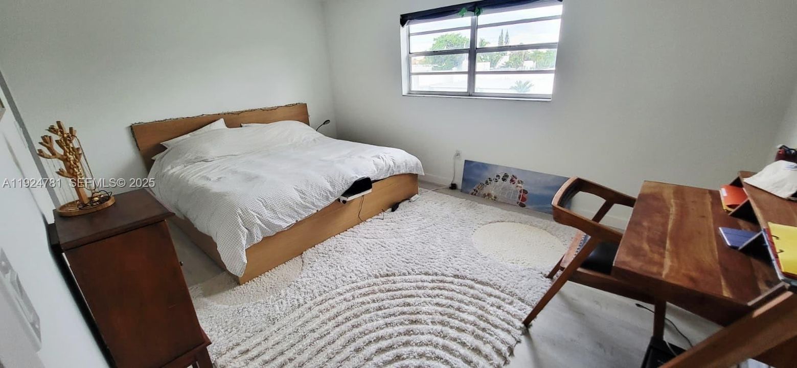 На продажу: $500,000 (2 спален, 2 ванн, 956 Квадратных фут)