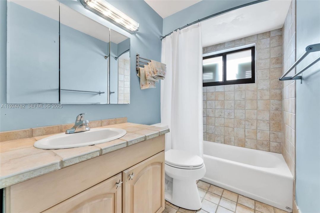 待售: $575,000 (3 贝兹, 2 浴室, 1505 平方英尺)