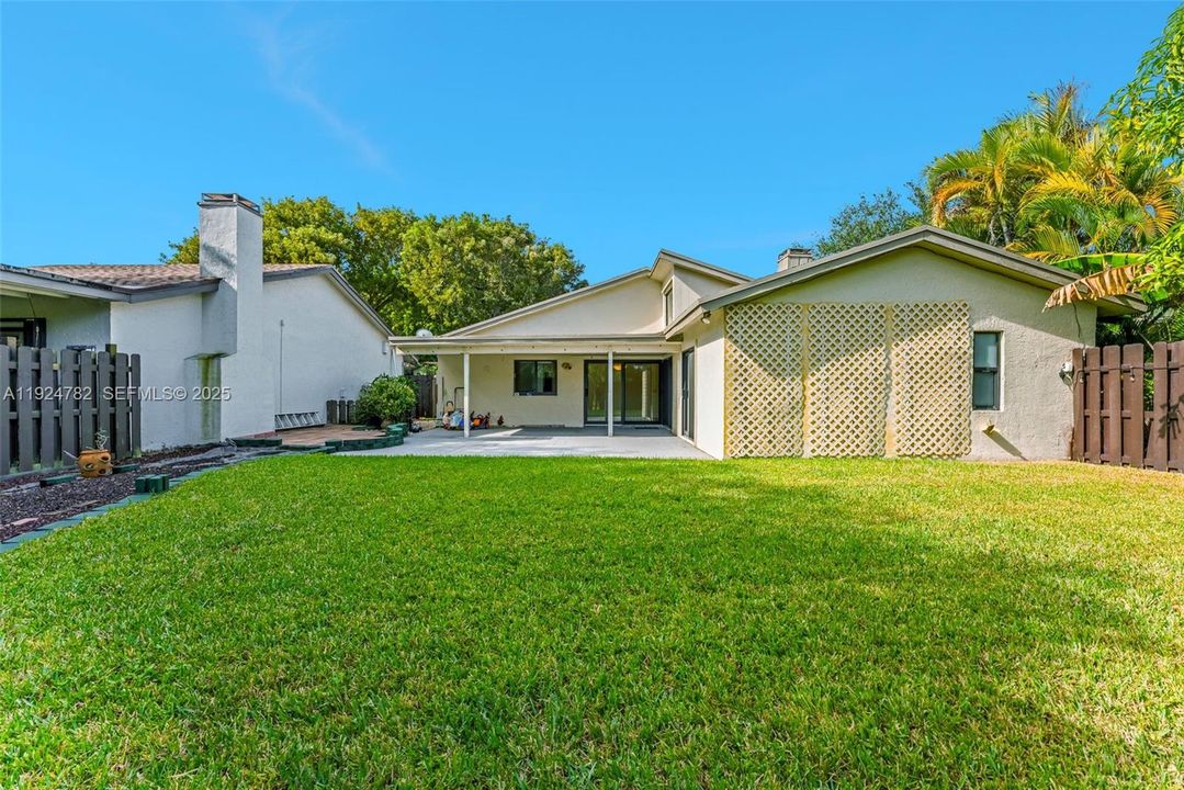 待售: $575,000 (3 贝兹, 2 浴室, 1505 平方英尺)