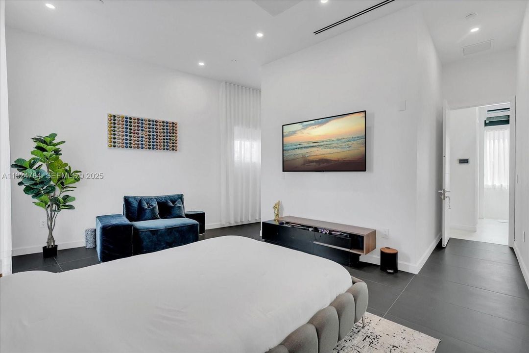 待售: $8,900,000 (3 贝兹, 3 浴室, 3153 平方英尺)