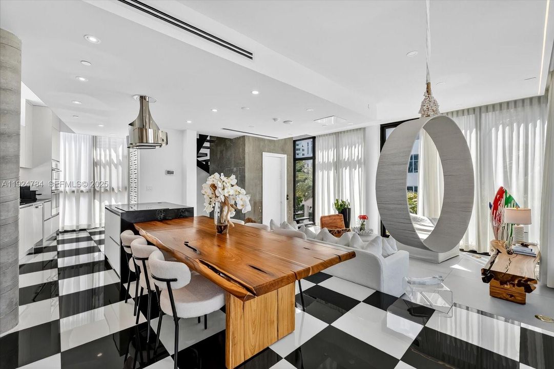 待售: $8,900,000 (3 贝兹, 3 浴室, 3153 平方英尺)