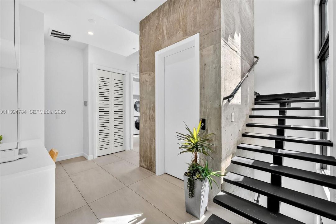 待售: $8,900,000 (3 贝兹, 3 浴室, 3153 平方英尺)