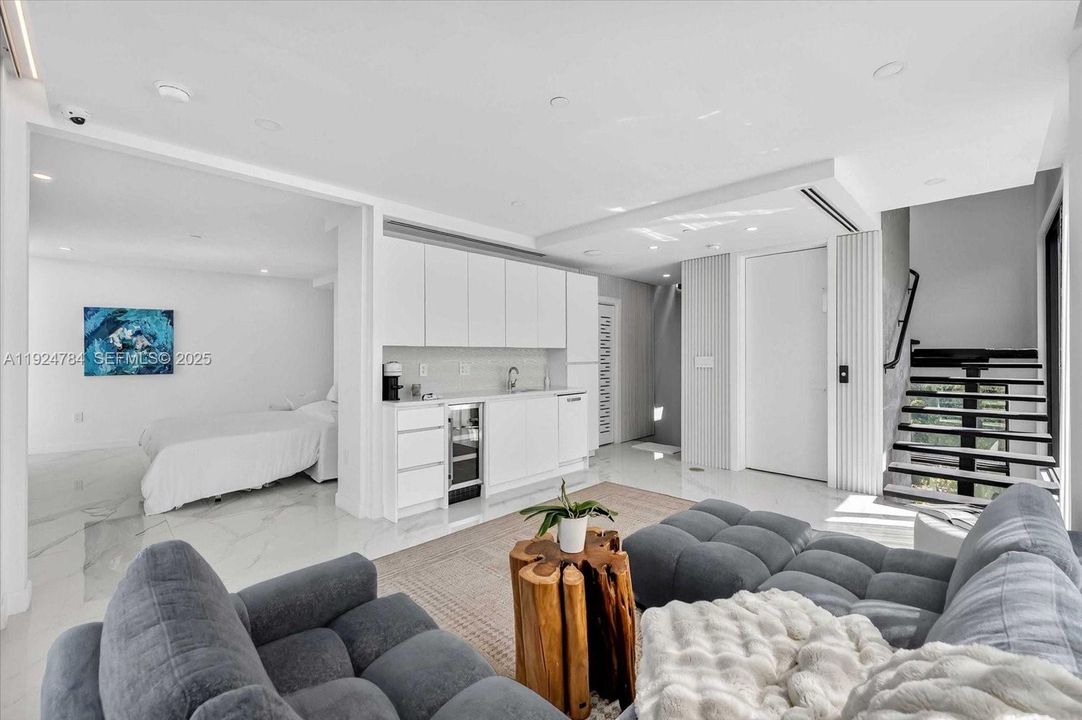 待售: $8,900,000 (3 贝兹, 3 浴室, 3153 平方英尺)