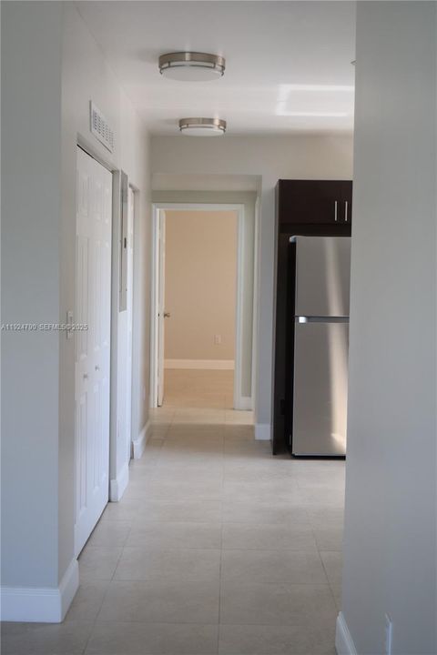 For Rent: $2,900 (3 beds, 2 baths, 2396 Square Feet)
