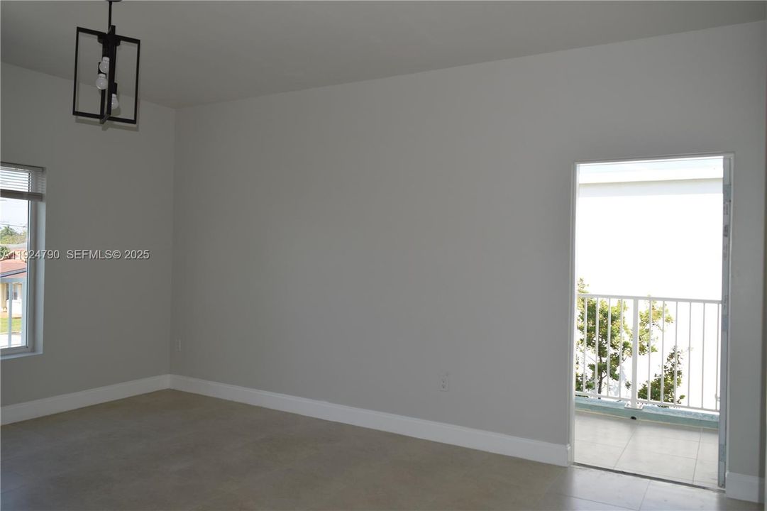 For Rent: $2,900 (3 beds, 2 baths, 2396 Square Feet)