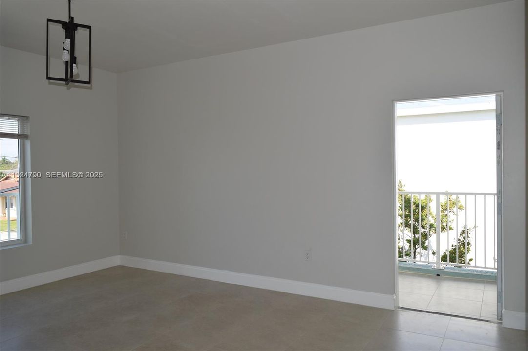 For Rent: $2,900 (3 beds, 2 baths, 2396 Square Feet)