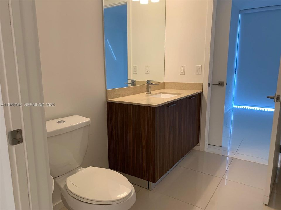 For Rent: $3,600 (2 beds, 2 baths, 1166 Square Feet)