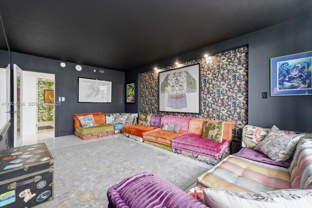 4th bedroom / media room