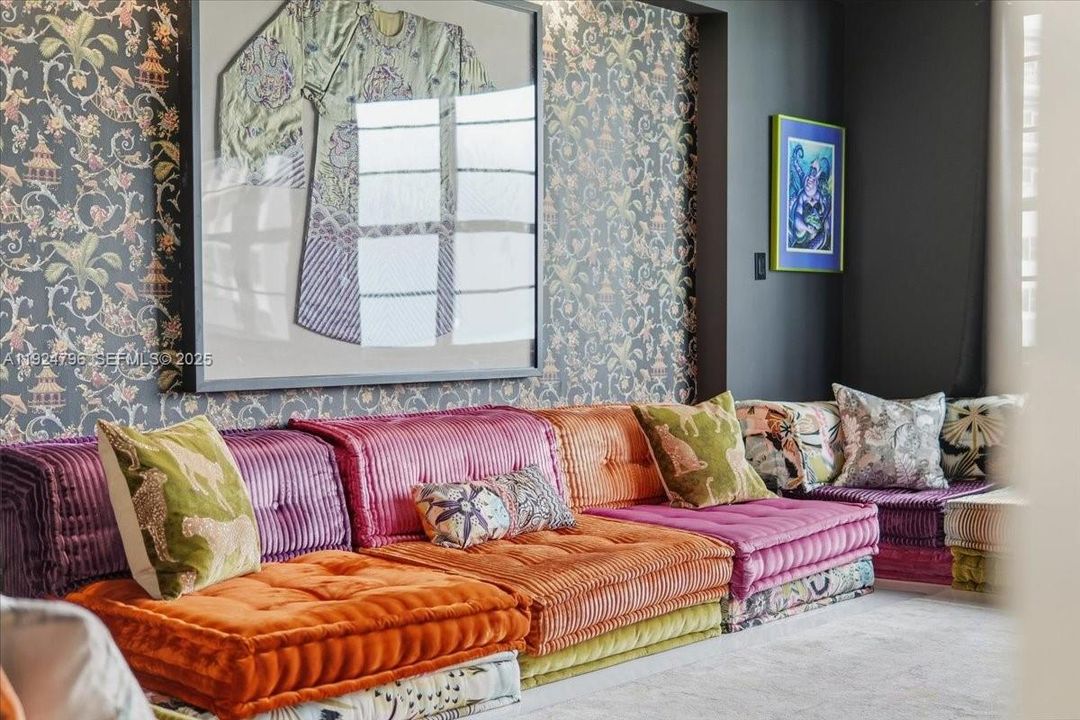 4th bedroom / media room