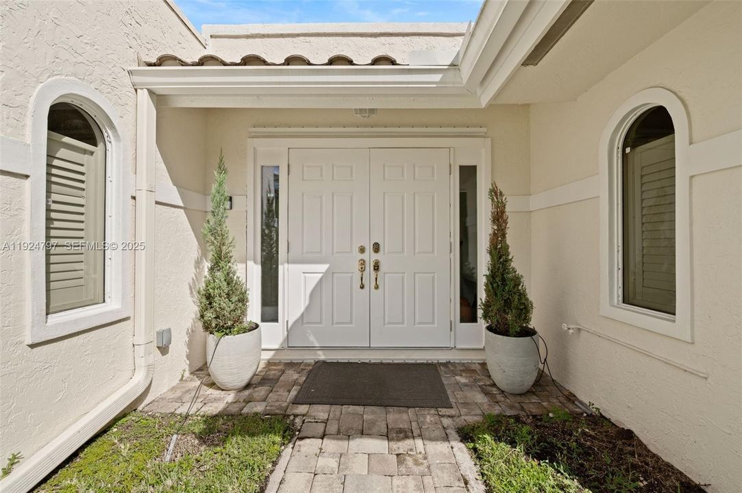 En Venta: $1,630,000 (5 camas, 3 baños, 3004 Pies cuadrados)