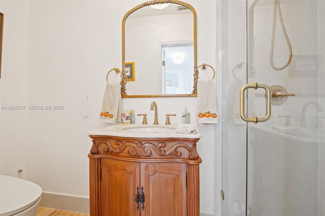 En Venta: $1,630,000 (5 camas, 3 baños, 3004 Pies cuadrados)