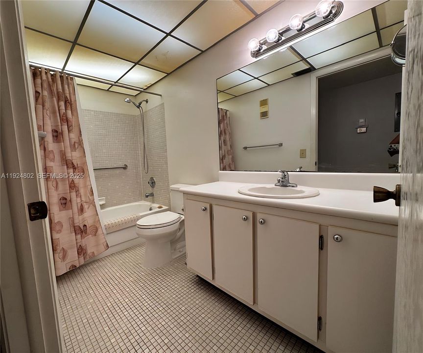 For Sale: $129,000 (3 beds, 2 baths, 1163 Square Feet)