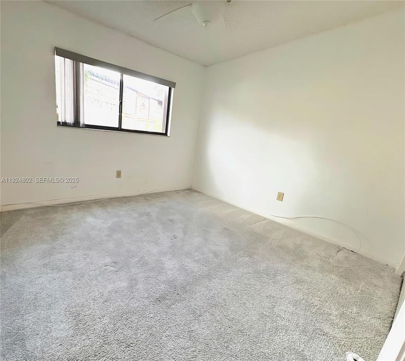 For Sale: $129,000 (3 beds, 2 baths, 1163 Square Feet)