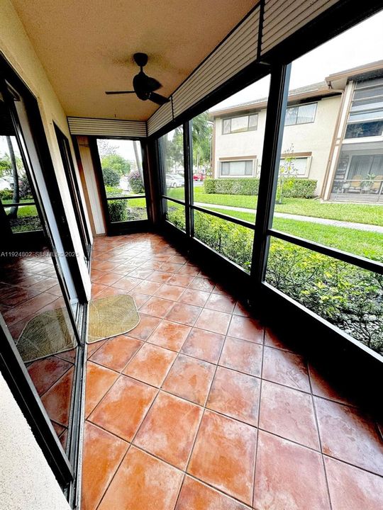 For Sale: $129,000 (3 beds, 2 baths, 1163 Square Feet)