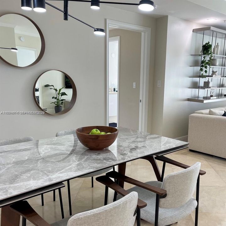 For Sale: $1,750,000 (2 beds, 2 baths, 1540 Square Feet)