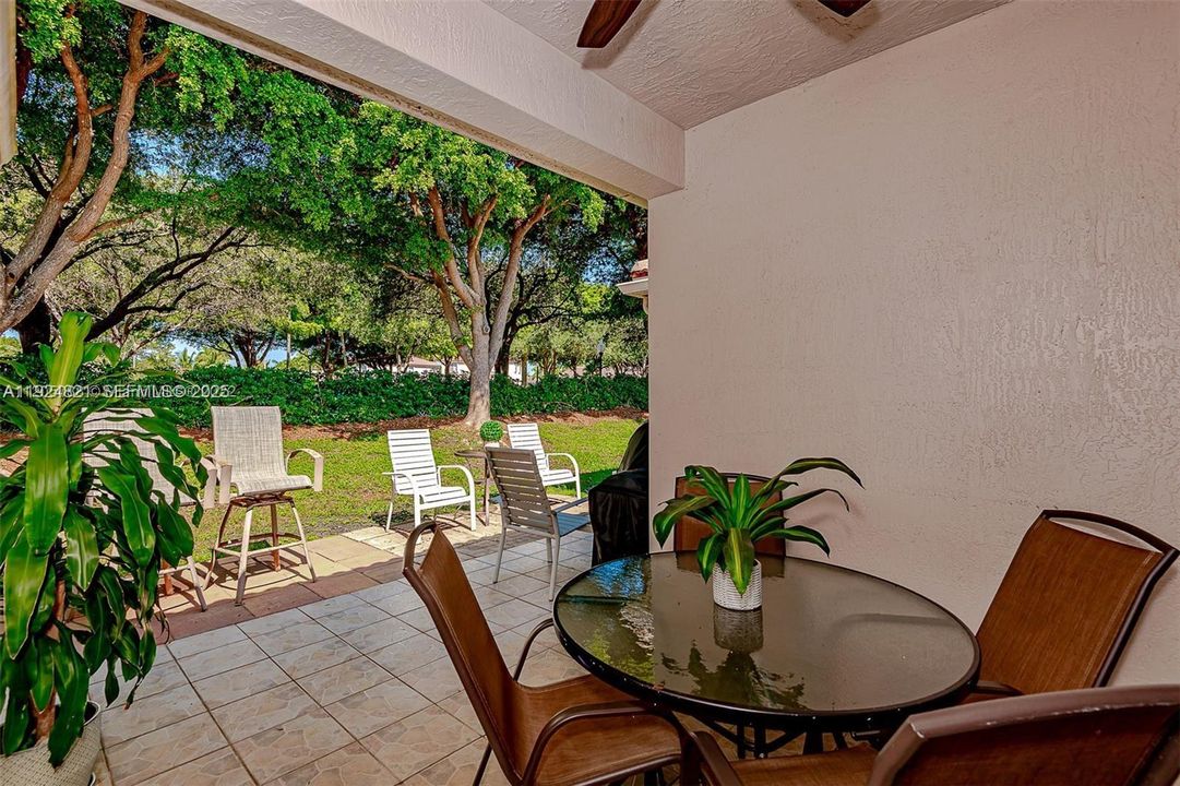 В аренду: $3,600 (3 спален, 2 ванн, 1438 Квадратных фут)