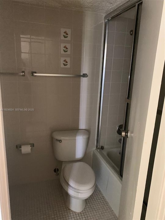 待售: $200,000 (3 贝兹, 2 浴室, 1483 平方英尺)