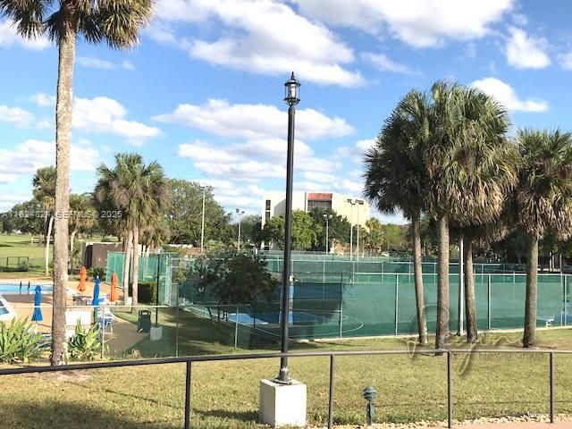 待售: $200,000 (3 贝兹, 2 浴室, 1483 平方英尺)