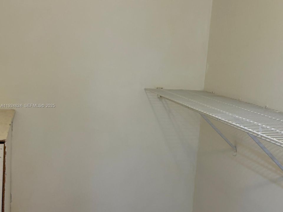 待售: $200,000 (3 贝兹, 2 浴室, 1483 平方英尺)