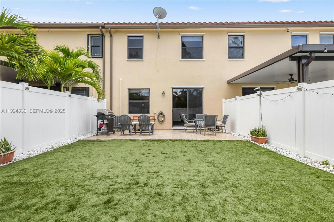 待售: $587,000 (4 贝兹, 2 浴室, 1862 平方英尺)