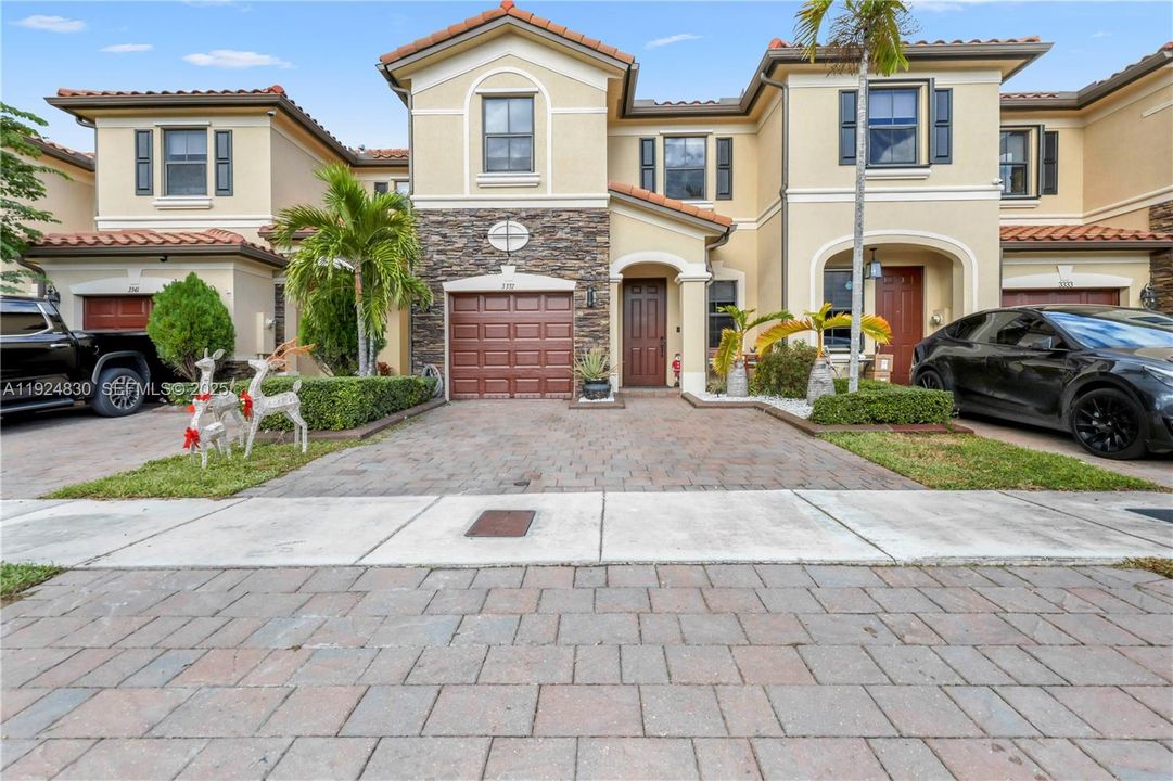 待售: $587,000 (4 贝兹, 2 浴室, 1862 平方英尺)