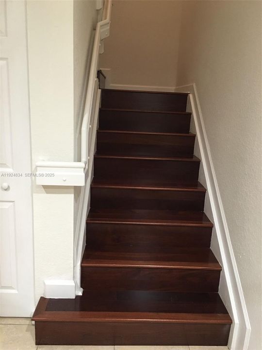 En Renta: $3,800 (3 camas, 3 baños, 2001 Pies cuadrados)