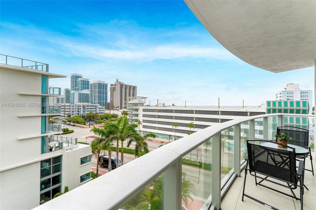 En Venta: $675,000 (2 camas, 2 baños, 1128 Pies cuadrados)