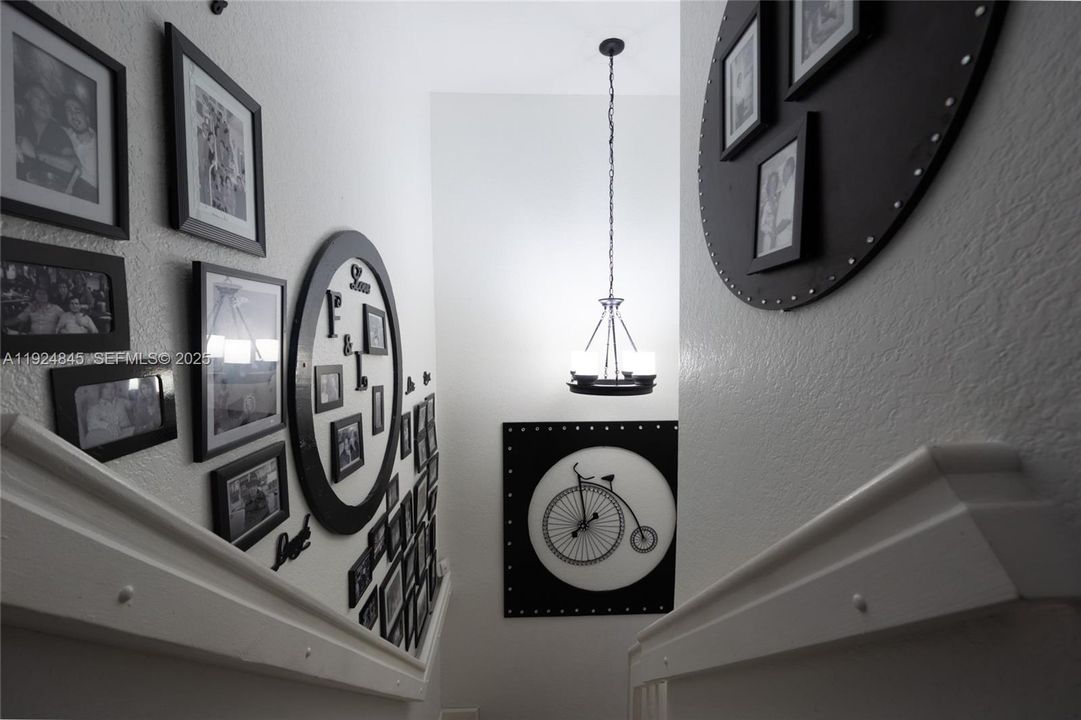 For Sale: $540,000 (3 beds, 2 baths, 1368 Square Feet)