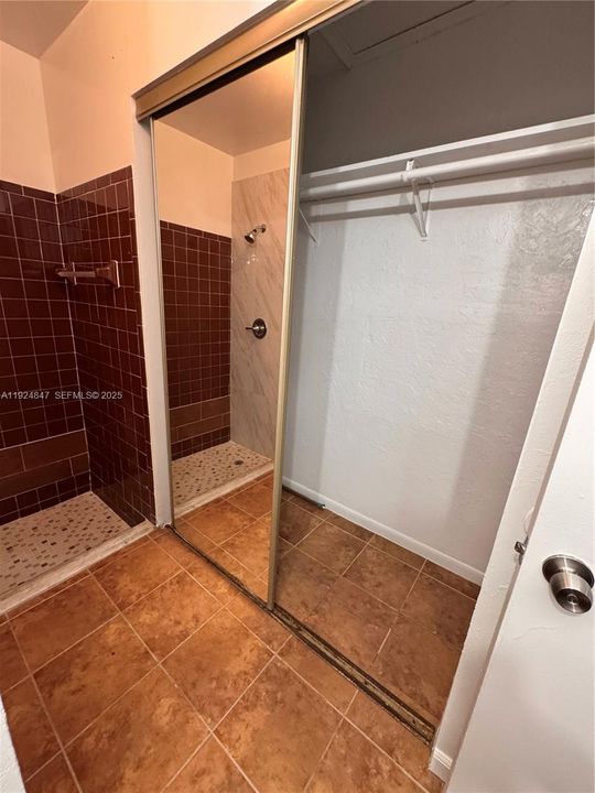 En Renta: $2,450 (3 camas, 2 baños, 1040 Pies cuadrados)