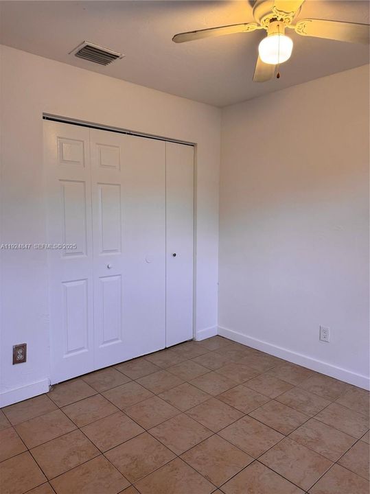 Active With Contract: $2,290 (3 beds, 2 baths, 1040 Square Feet)