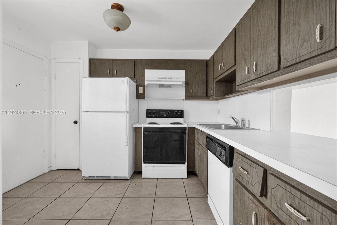 En Venta: $119,000 (1 camas, 1 baños, 968 Pies cuadrados)