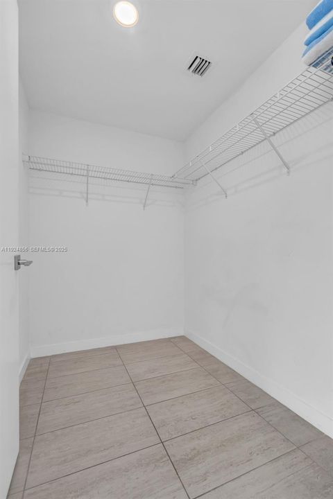 En Renta: $5,000 (2 camas, 2 baños, 1062 Pies cuadrados)