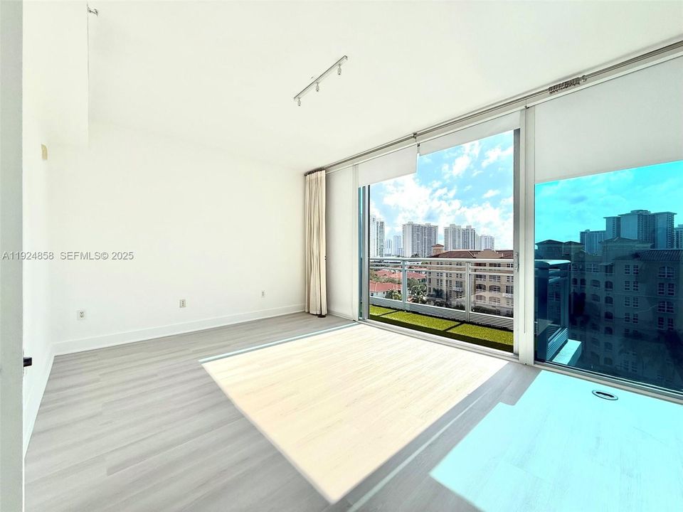 En Renta: $6,599 (3 camas, 3 baños, 1869 Pies cuadrados)