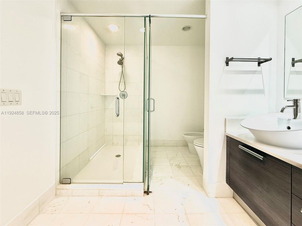 En Renta: $6,599 (3 camas, 3 baños, 1869 Pies cuadrados)