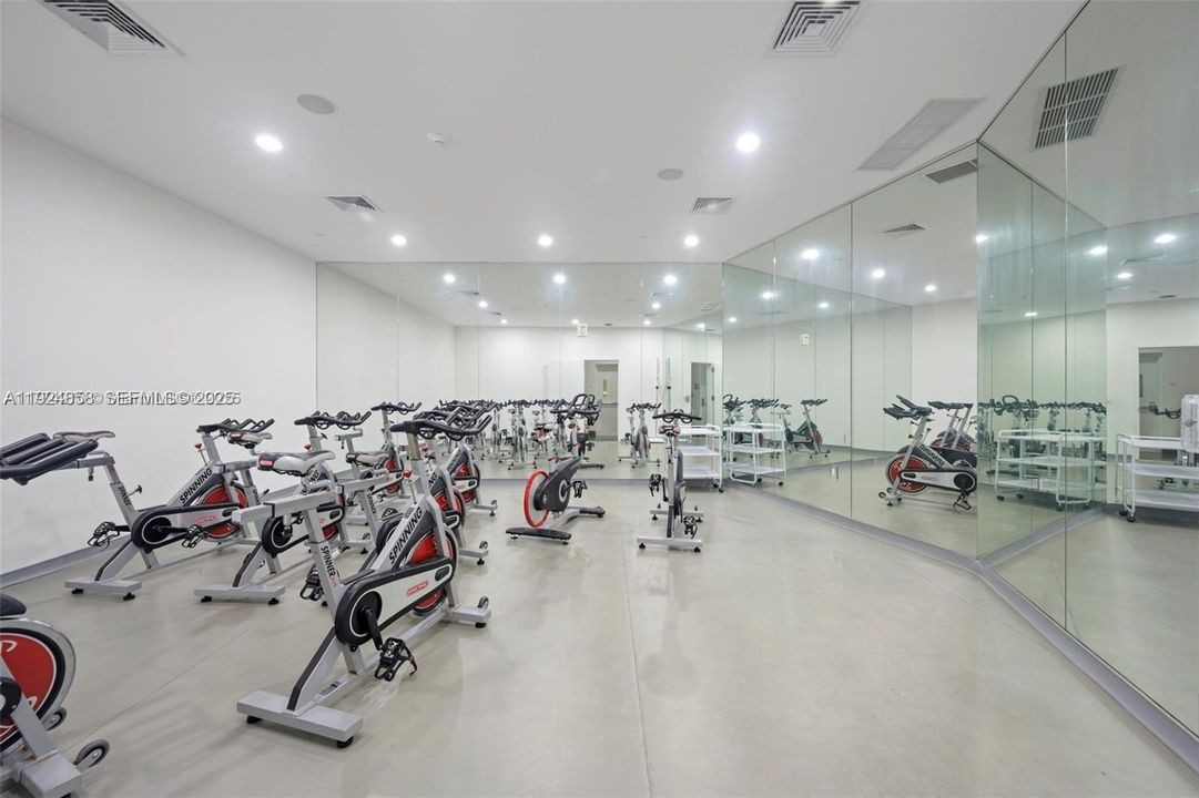 En Renta: $6,599 (3 camas, 3 baños, 1869 Pies cuadrados)