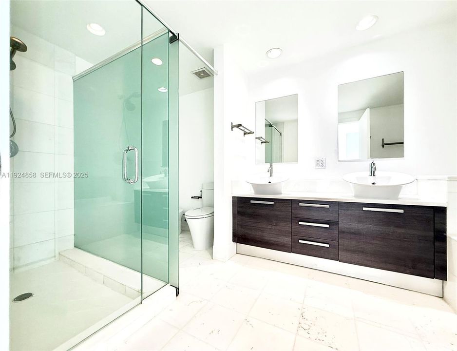 En Renta: $6,599 (3 camas, 3 baños, 1869 Pies cuadrados)