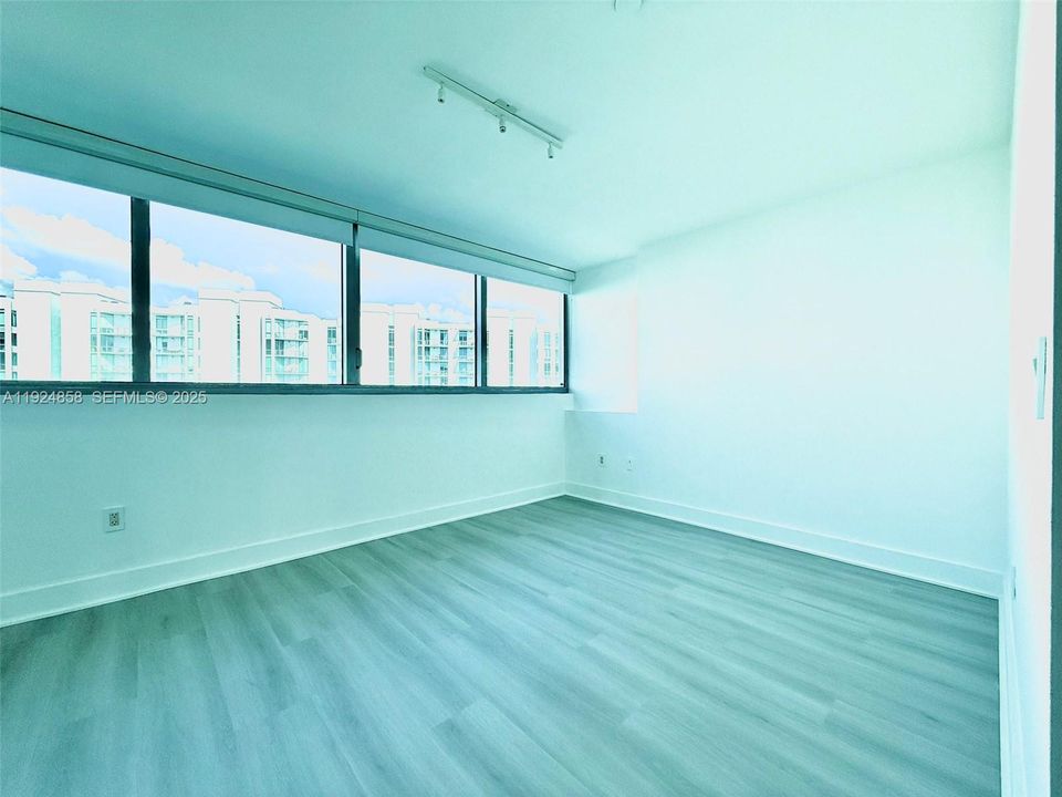 En Renta: $6,599 (3 camas, 3 baños, 1869 Pies cuadrados)