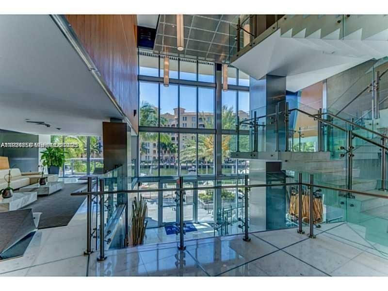 En Renta: $6,599 (3 camas, 3 baños, 1869 Pies cuadrados)