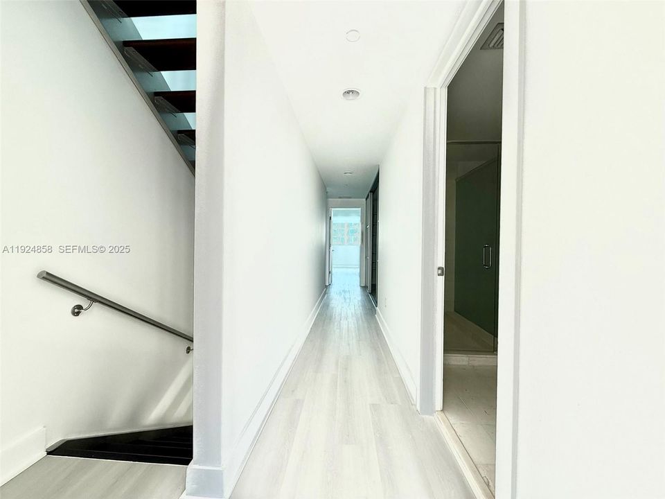 En Renta: $6,599 (3 camas, 3 baños, 1869 Pies cuadrados)