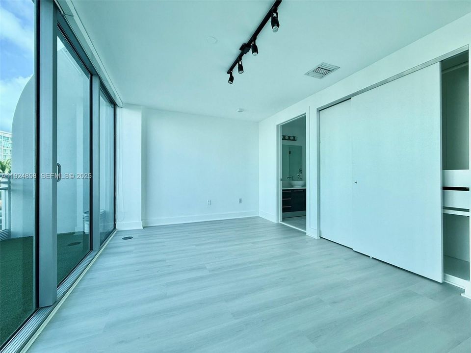 En Renta: $6,599 (3 camas, 3 baños, 1869 Pies cuadrados)