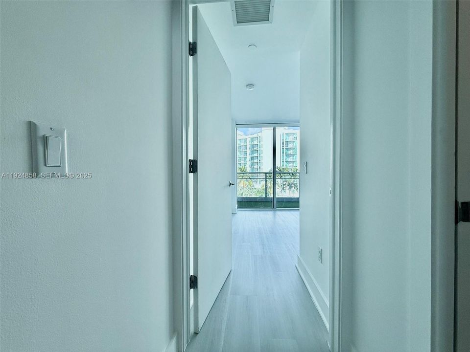 En Renta: $6,599 (3 camas, 3 baños, 1869 Pies cuadrados)