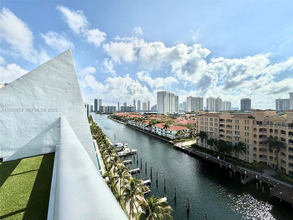 En Renta: $6,599 (3 camas, 3 baños, 1869 Pies cuadrados)