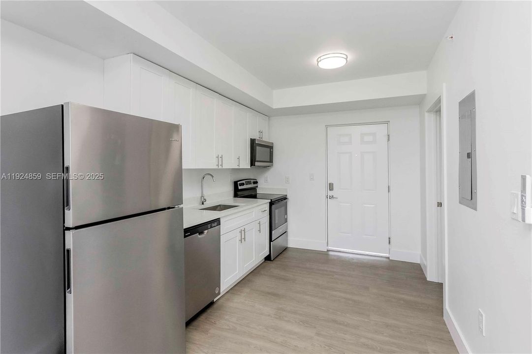 В аренду: $1,800 (1 спален, 1 ванн, 410 Квадратных фут)