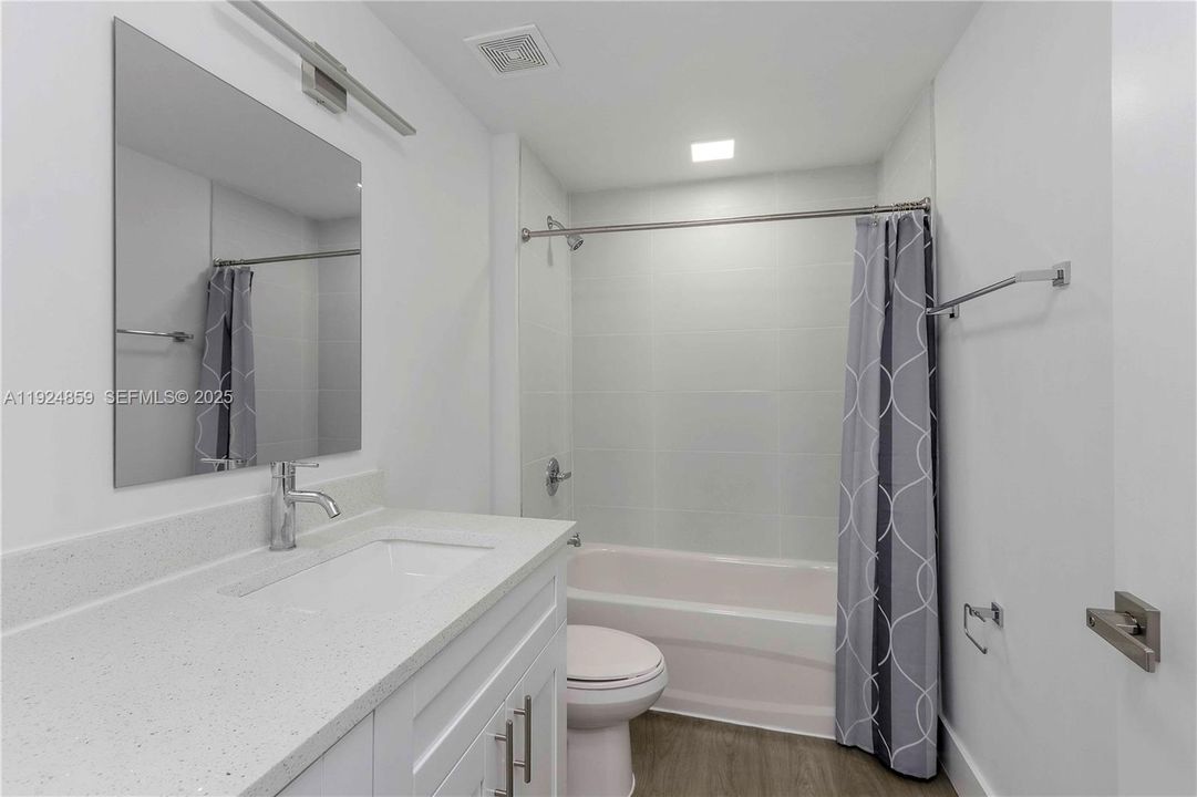 В аренду: $1,800 (1 спален, 1 ванн, 410 Квадратных фут)