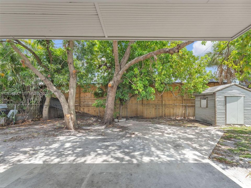 For Sale: $546,000 (3 beds, 2 baths, 1148 Square Feet)