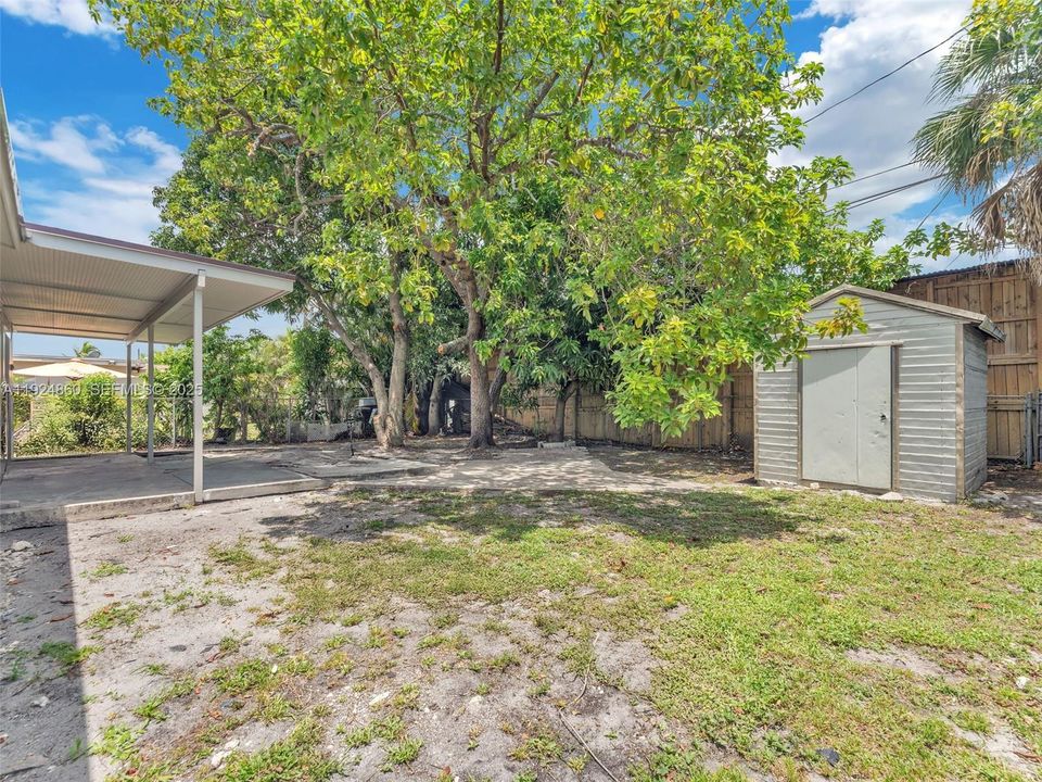 For Sale: $546,000 (3 beds, 2 baths, 1148 Square Feet)